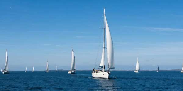 2025年贵州中考作文解析:帮助-178伴读-中考辅导网